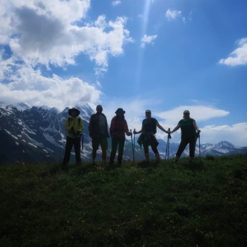 Семейный треккинг в Дигории с размещением в гостинице