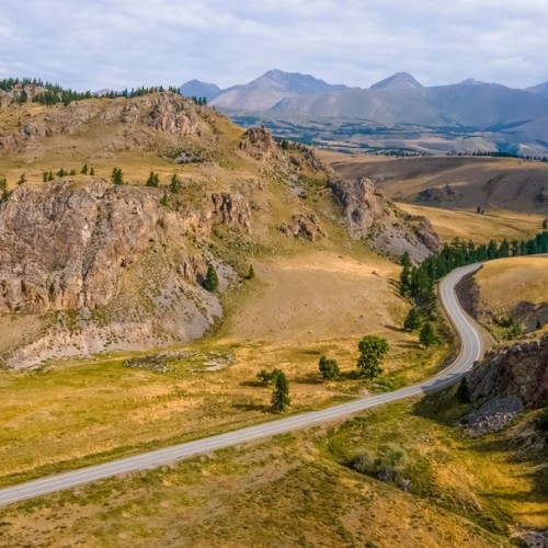 Май — пора на Алтай: Телецкое озеро, Патмос и Чуйский тракт