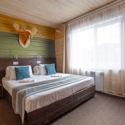 Кедровый аромат и лёгкость бытия: лучшие бани, спа-отель и винный вечер