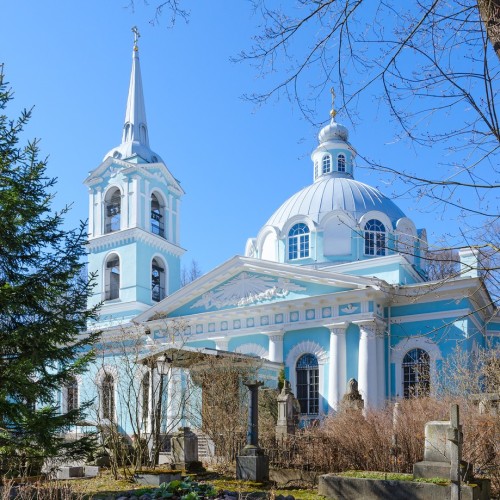 Такой разный Васильевский остров: на авто премиум-класса