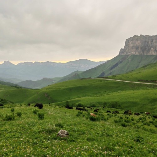 Три счастливых дня: Чегем, Эльбрус, Чегет и другие красоты Приэльбрусья в мини-группе