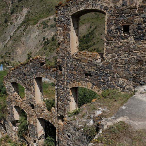 Этот головокружительный Кавказ: прогулки по Северной Осетии и Ингушетии