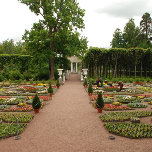 Императорские резиденции Петербурга: дворцово-парковый ансамбль в Павловске