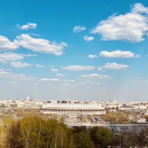 От села Воробьёво — к небоскрёбу!