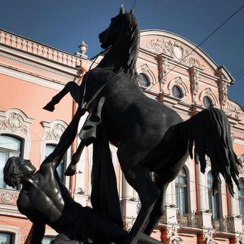 Путешествие по Невскому проспекту: всё самое интересное на главной улице города