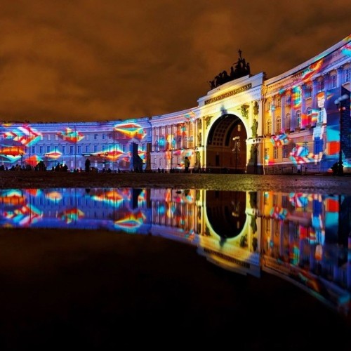 Санкт-Петербург: когда зажигаются елки