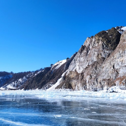 На Байкал под Новый год: катание на санях, прогулки по Ольхону и хрустальный лёд