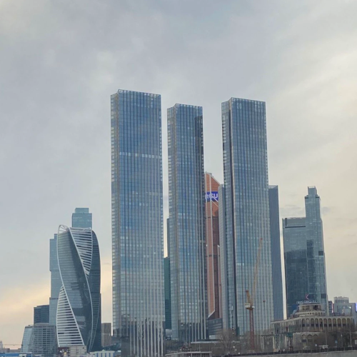 Бизнес и ничего лишнего: экскурсия по деловому сердцу столицы — Москва-Сити
