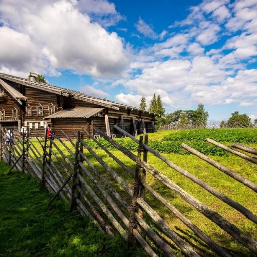 Карельский уикенд: автобусно-пешеходный тур с посещением о. Кижи