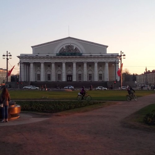 Обзорная экскурсия по Петербургу. Ансамбль Биржевой площади