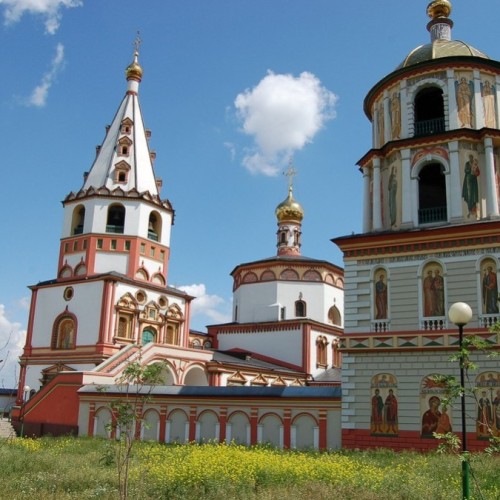 От бурятских святынь до сибирского Парижа: путешествие в мини-группе к Байкалу