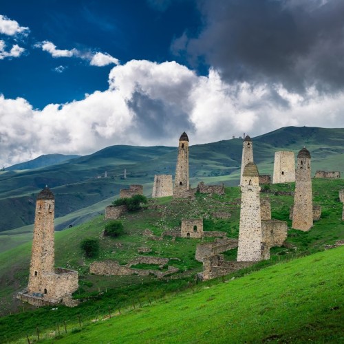 Большой релакс-тур 2 в 1: Ингушетия и Осетия, экскурсии по главным местам и 3 дня отдыха в термах