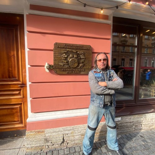 Ленинград — город рока. Экскурсия на мотоциклах