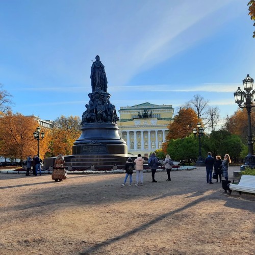 «Петербург — город сокровищ!»: экскурсия для взрослых и детей