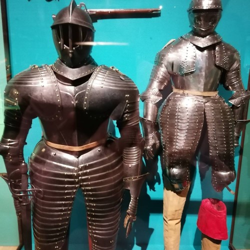 «К барьеру! Поединки и дуэли от Ахилла до Лифаря»: экскурсия в Эрмитаже