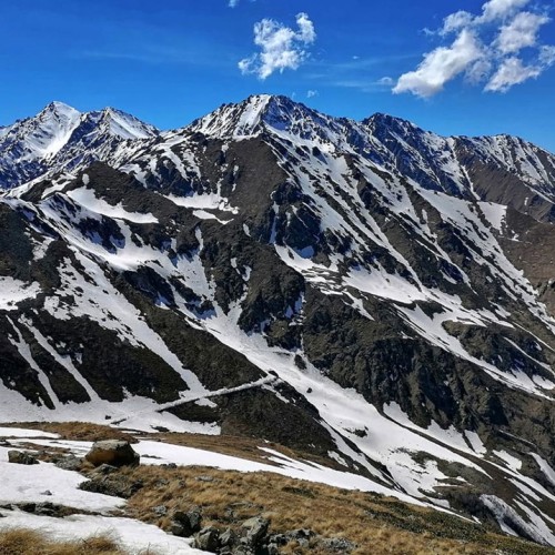 Треккинг в Цейском ущелье налегке с проживанием в гостинице (всё включено)