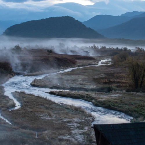 Большой поход с рюкзаками и палатками по Камчатке: вулканы, Тихий океан, термы и альпийские луга