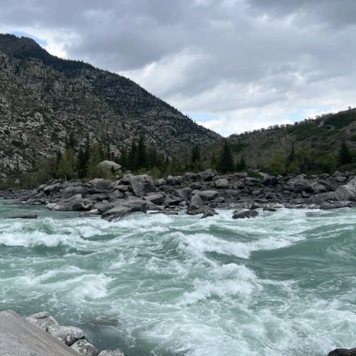 Волшебный Алтай: на джипах и пешком по предгорьям и склонам