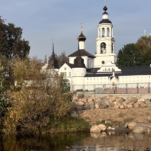 Прогулка по водным просторам Ярославля