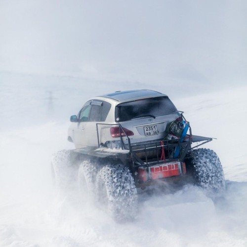 В мини-группе на Камчатку всей семьёй: вулканы, термальные источники и погружение в быт