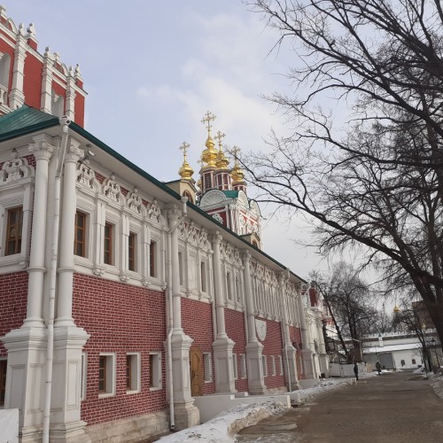 Экскурсия по Новодевичьему монастырю в мини-группе