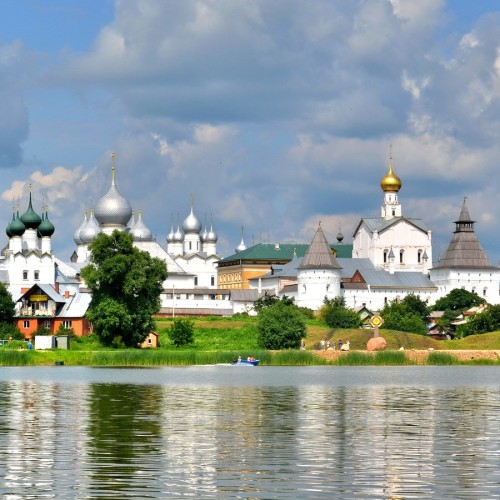 Из Ярославля — в Ростов Великий и Переславль-Залесский на вашем авто