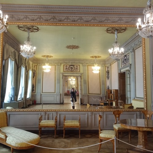 Экскурсия по особняку Румянцева и прогулка по набережной