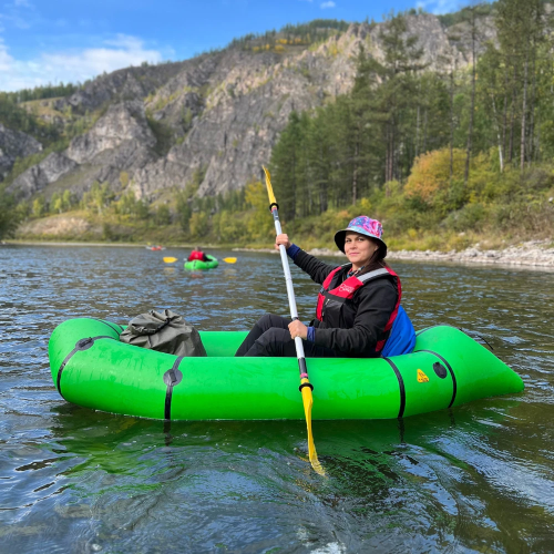 Активные выходные в Хакасии: сплав по Белому Июсу, треккинг по Тогыз-Аз, баня