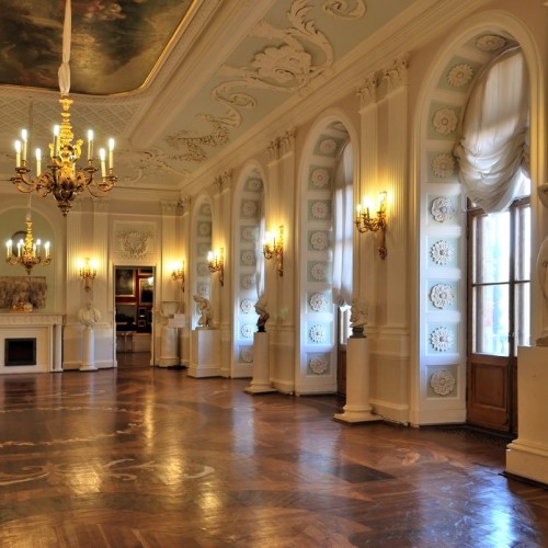 Гатчина: жизнь и любовь сквозь столетия