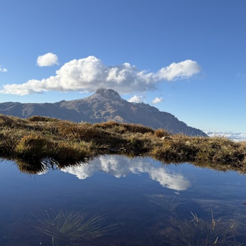 Смотреть на звёзды и трогать облака: восхождение на Ярыдаг с фотосъёмкой (мини-группа)