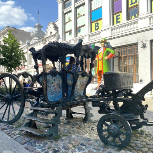 Казанский Арбат: мобильный квест-фотоохота на улице Баумана (без гида)