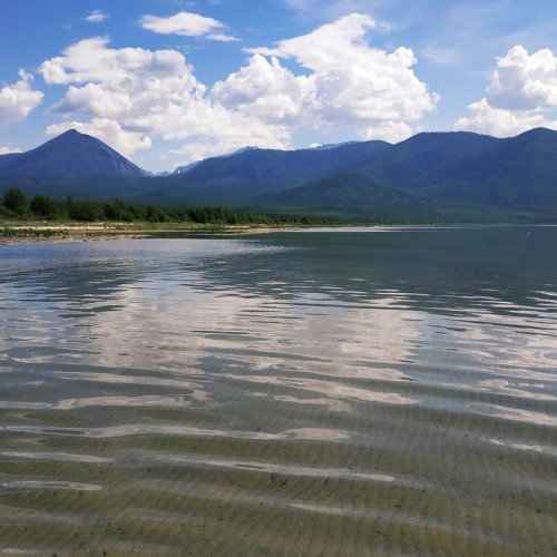 Активное путешествие на север Байкала с комфортом: прогулка на катере, рыбалка и природа