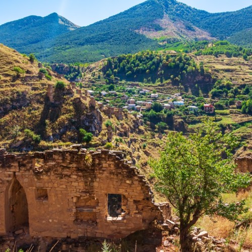 Всё самое-самое в Дагестане: от глубочайшего каньона до древнейшего города