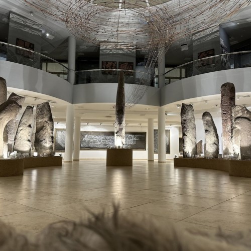 Природные чудеса Хакасии: урочище Сундуки, Ивановские озёра, Каменный лес и Долина царей