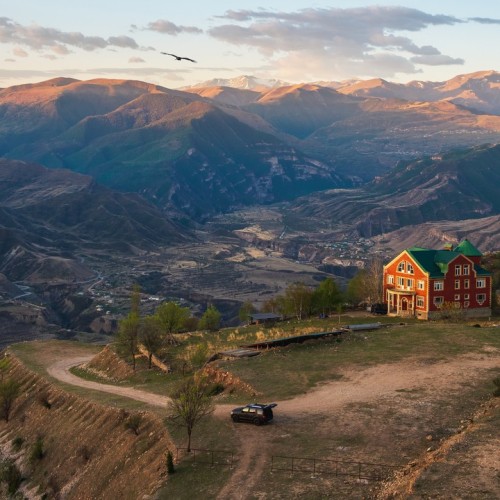 Всё самое-самое в Дагестане: от глубочайшего каньона до древнейшего города