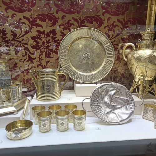 Шуваловский дворец — прекрасная шкатулка для шедевров Карла Фаберже