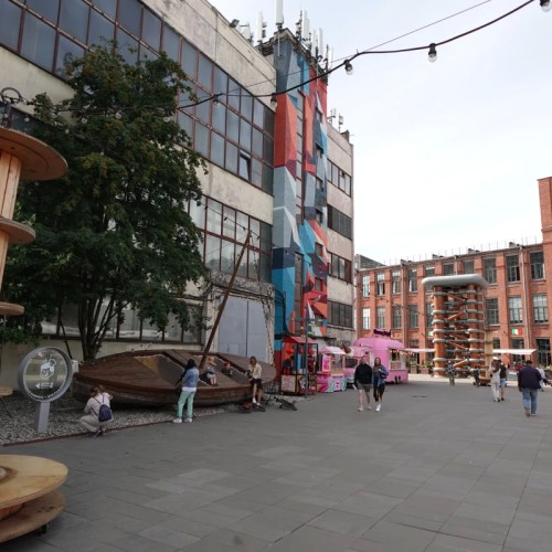 Арт-кластеры Питера: Севкабель-порт, Артмуза и Брусницын