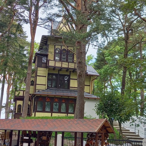 Тур по Самбийскому побережью с мастер-классом по янтарю, дегустацией в «Шаакен Дорф» и велопрогулкой