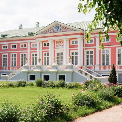 Москва сквозь века: автобусный тур по знаковым локациям столицы и окрестностей