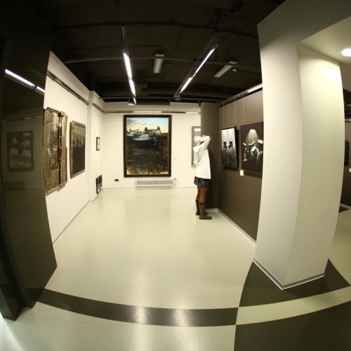 За современным искусством — в музей «Эрарта». Групповая экскурсия