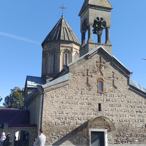 На внедорожниках по неизведанной Южной Осетии: горы, старинные святыни и невероятные виды