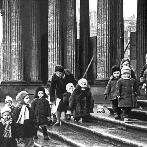 Дети и детство в блокадном Ленинграде