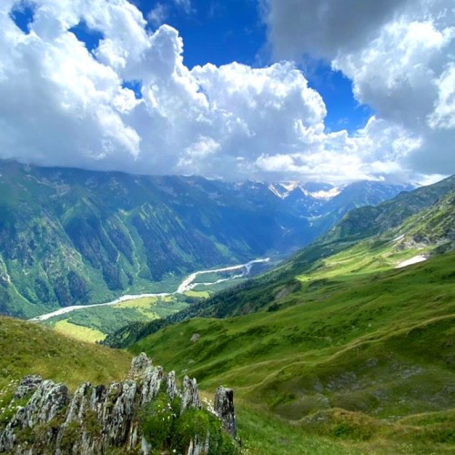 Больше треккинга и озёр в Архызе: без рюкзаков и с проживанием в гостинице