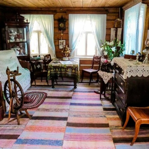 Выходные в Сысерти с воспоминаниями о Бажове и уральскими блюдами под наливку (из Екатеринбурга)