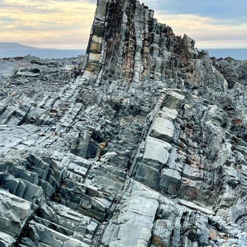 Индивидуальный джип-выезд на Средний и Рыбачий: история Севера и арктические ландшафты