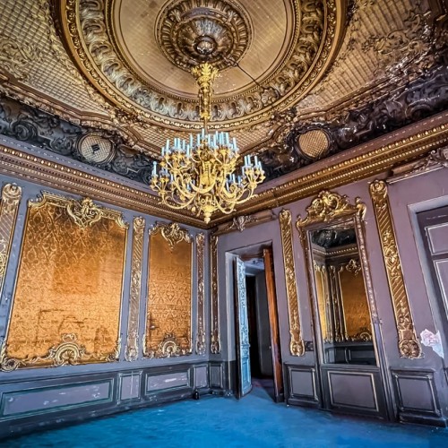 Экскурсия в закрытый особняк Брусницыных