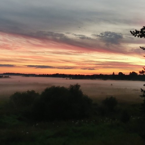 В объятиях Тьмы: лёгкий сплав на байдарках (всё включено)