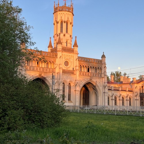 Не фонтаны: прогулка по непарадному Петергофу