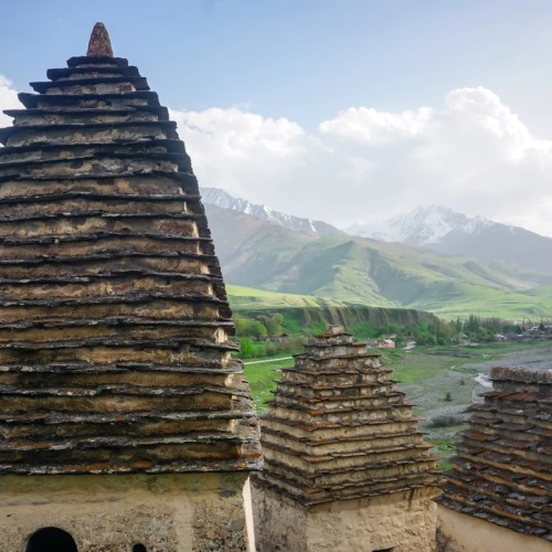 Древняя, средневековая и современная Осетия (из Кисловодска)