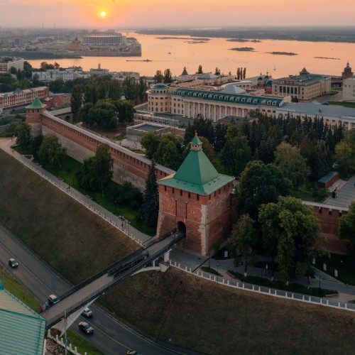 Смесь французского с нижегородским: архитектура, еда, быт
